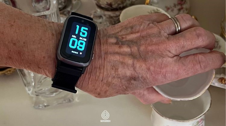 Sensorem turvahälytin GPS:llä on apu dementiaan. Hälytin voidaan liittää omaisiin ja hälytyskeskukseen