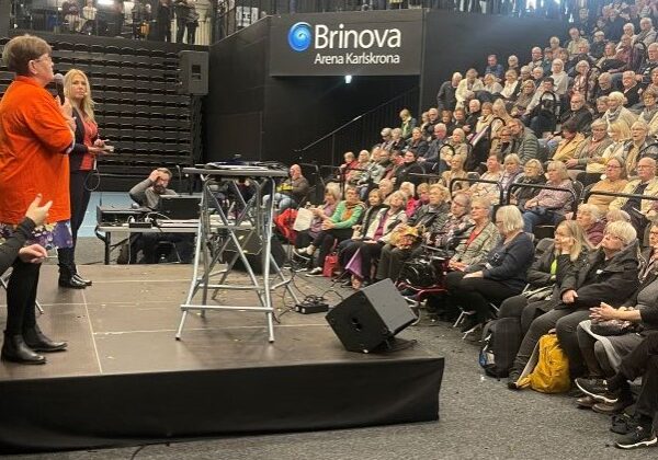 Sensorem_Trygghetslarm_Personlarm_Sensorem ställer ut på Seniormässan tillsammans med Karlskrona kommun